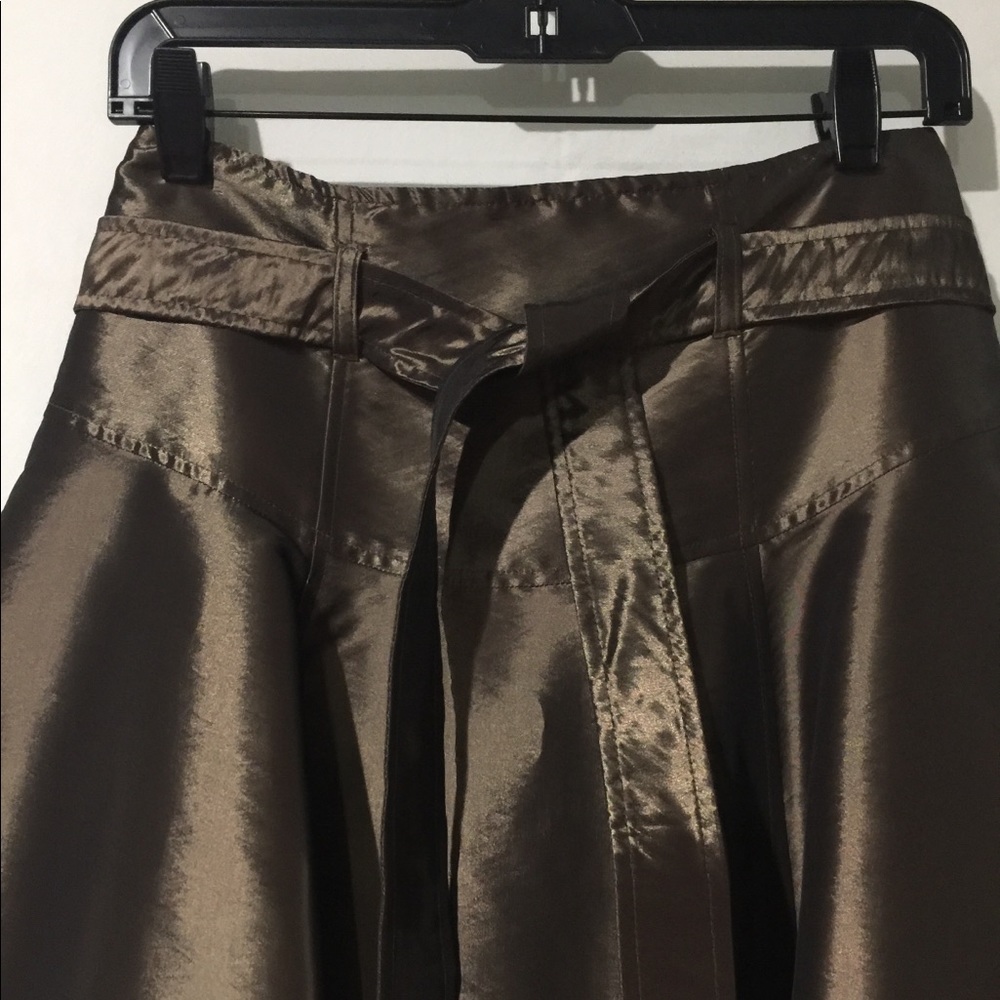 Bisou Bisou 🌷Olive green satin flare skirt Sz 4 - Picture 3 of 8